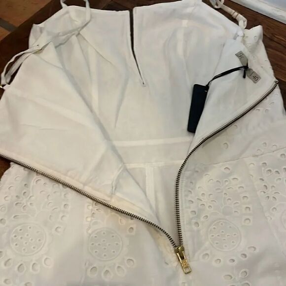 SK embroidered white eyelet romper, size M! - Picture 7 of 10